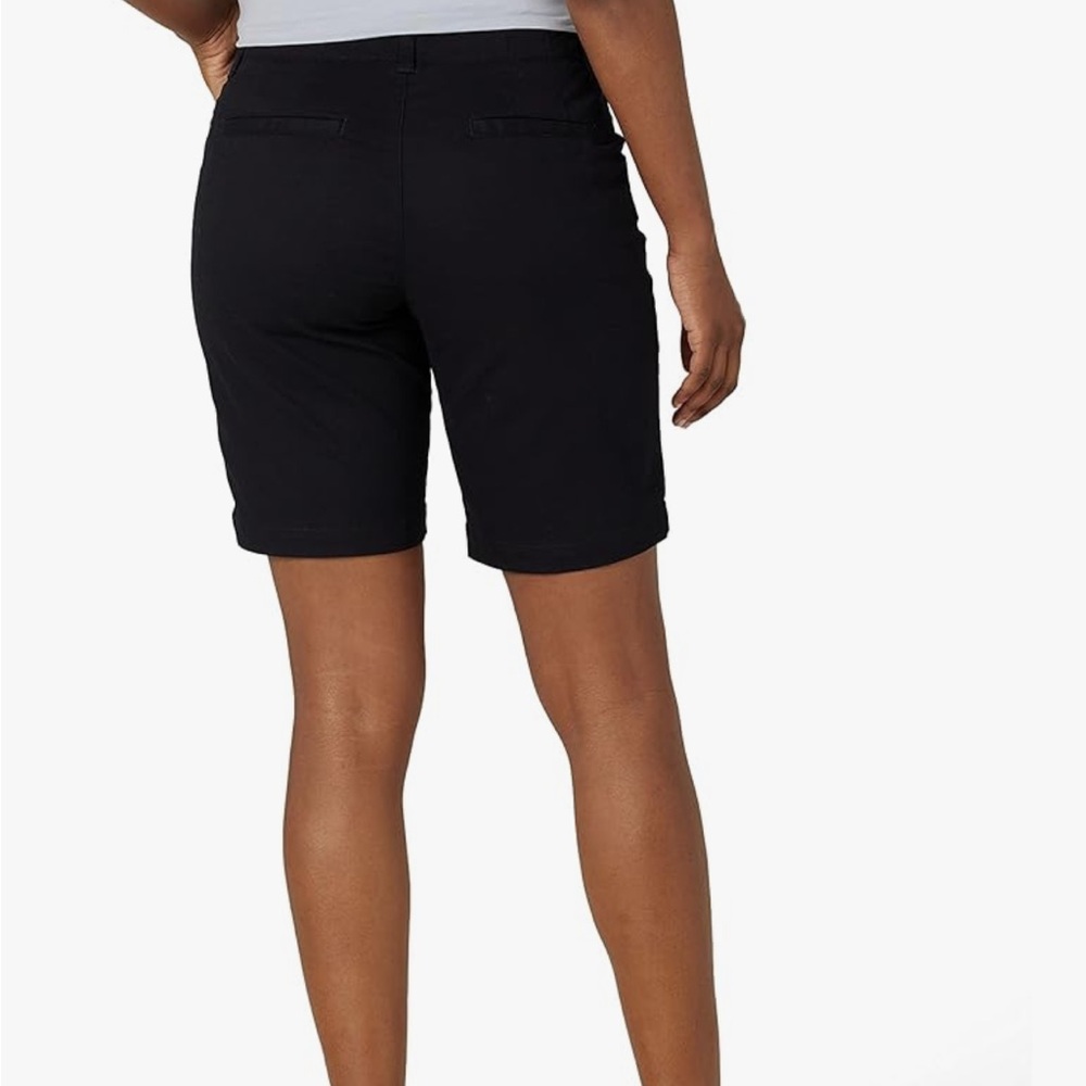 Lee Women's Classic Black Bermudas